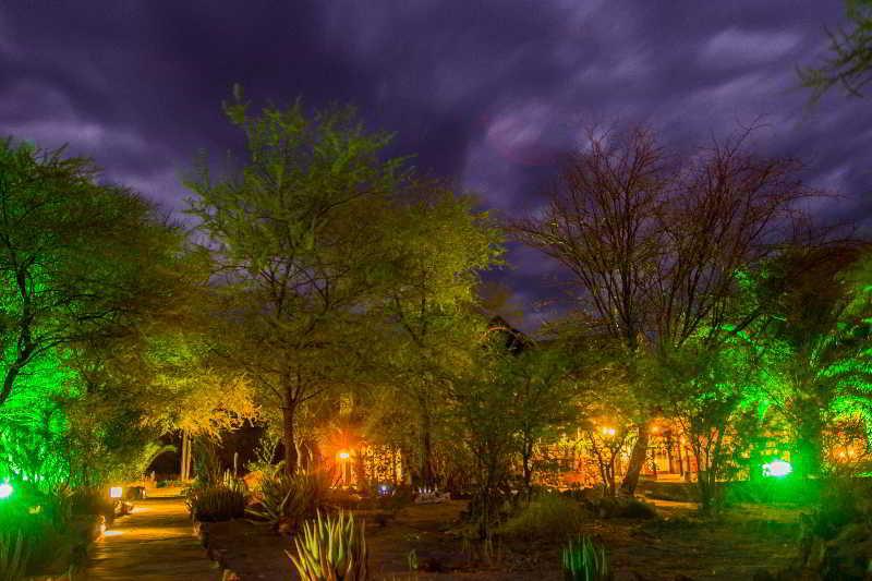 Etusis Lodge Usakos Bagian luar foto
